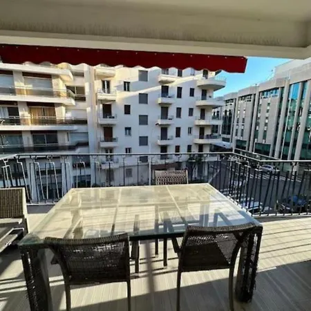 La Sainte Astreuse - Checkin Autonome Appartement